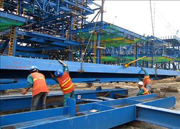 Dự án Nhiệt điện Mông Dương 1: Lắp đặt thành công gần 4.000 tấn kết cấu thép